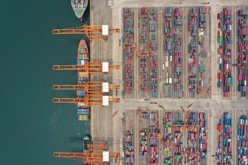 东风万里绘宏图——以习*平近**同志为核心的*党**中央推动共建“一带一路”纪实