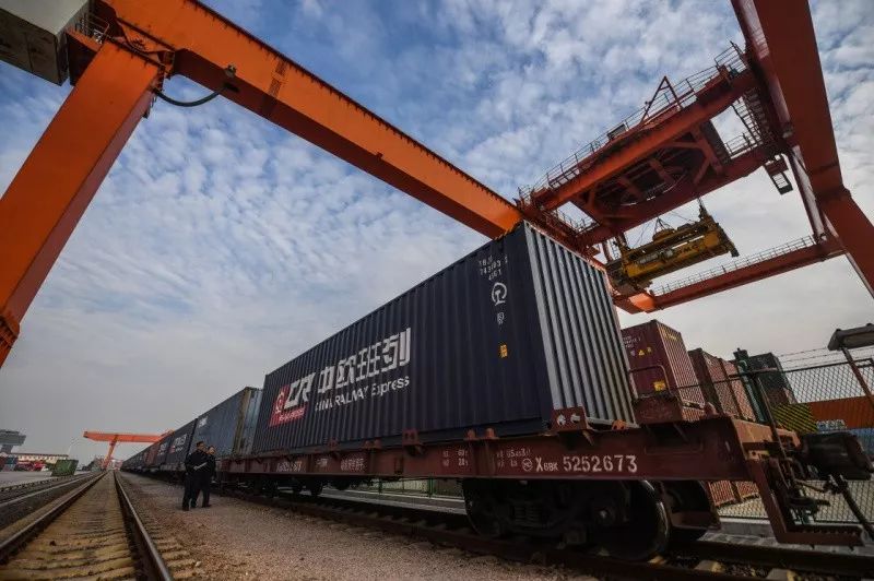 东风万里绘宏图——以习*平近**同志为核心的*党**中央推动共建“一带一路”纪实