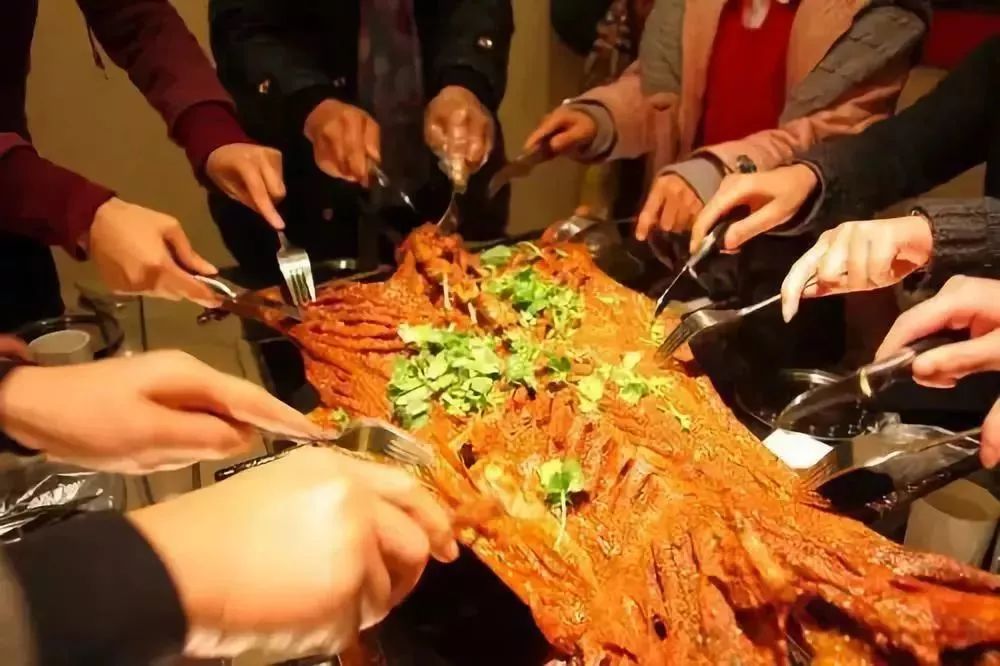 能坐火车出国去哪些国家旅游,出国坐火车必去的五个地方