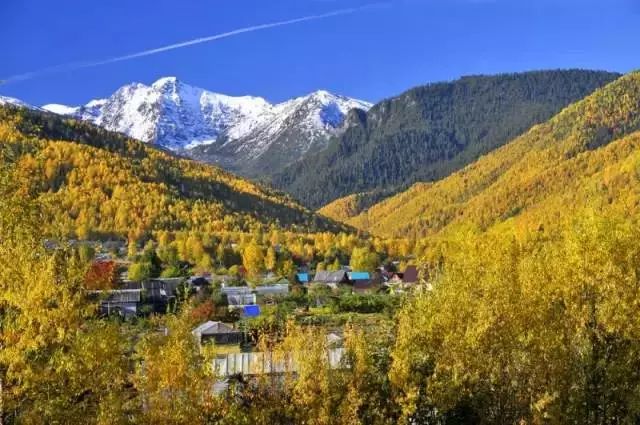 能坐火车出国去哪些国家旅游,出国坐火车必去的五个地方