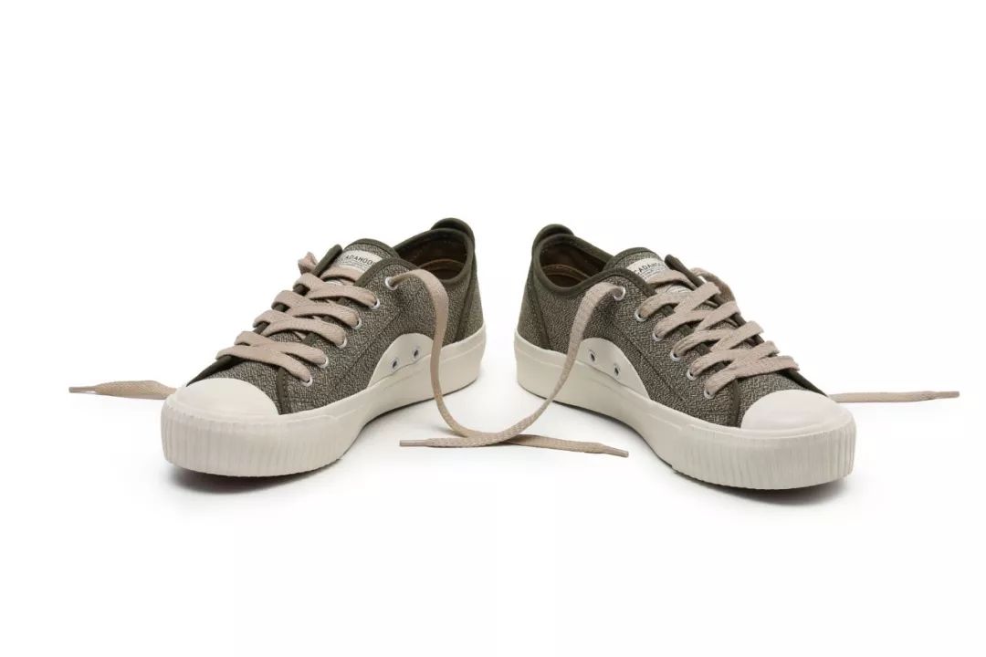让全球复古迷都疯狂的“胡椒盐”，被我们做成了帆布鞋！