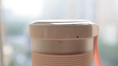 比较好用的榨汁杯,手动榨汁杯好用的推荐