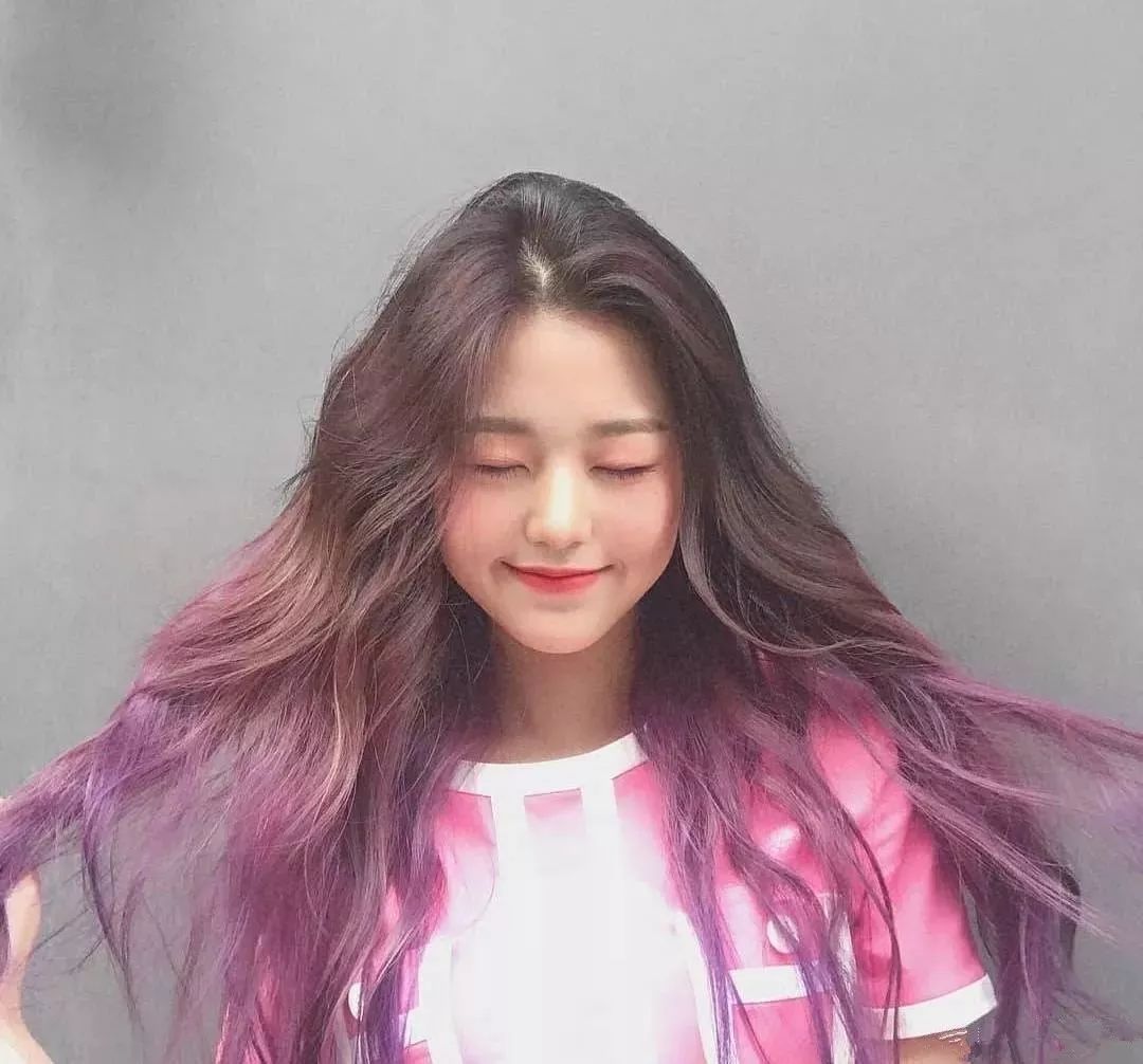 lisa新发色是什么颜色,lisa同款发色青木亚麻灰