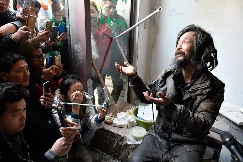 镜头不过界,生活不出圈丨睡前聊一会儿