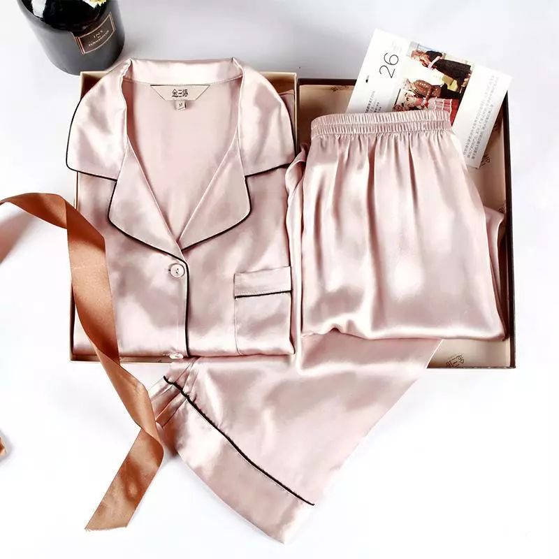 舒服美腻到不行,这样的睡衣每个女人都该有一件