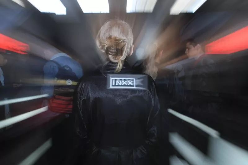 引领潮流时尚，INXX秀场直击