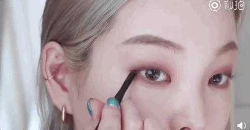 谁成想，教会我画“刘诗诗眼”的人是…邓伦