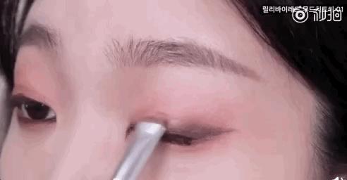 谁成想，教会我画“刘诗诗眼”的人是…邓伦