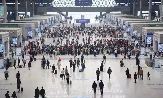 加开列车返程客流,加开五对旅客列车