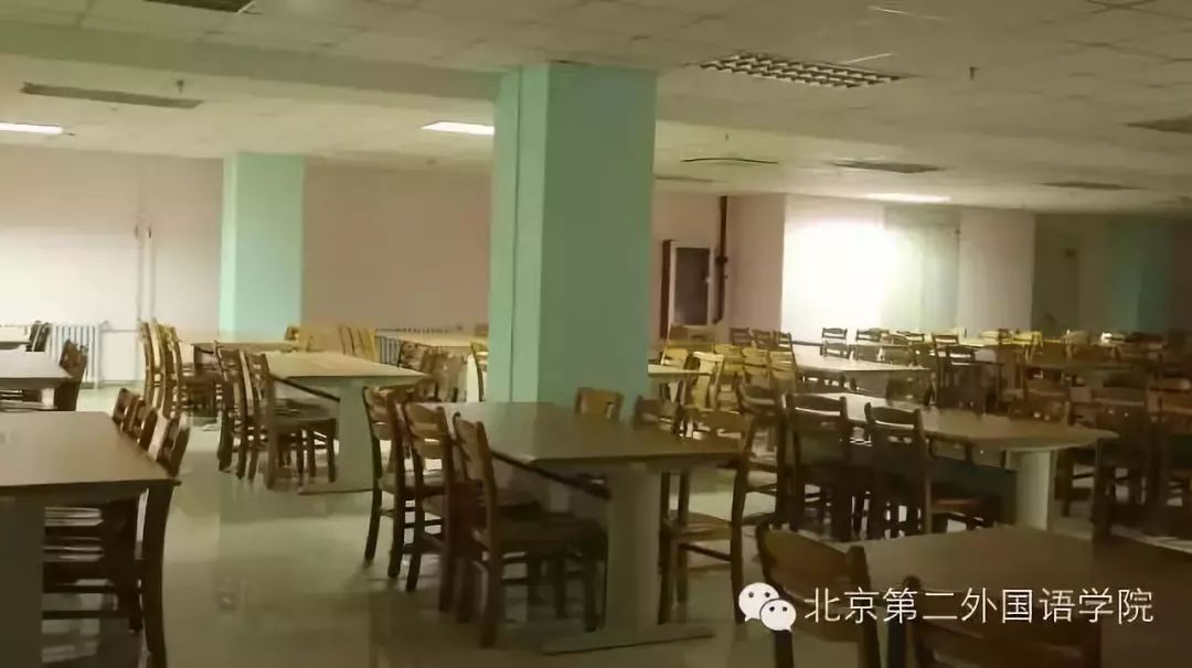 月末还剩十块钱?亲亲,小薇有份二外省钱攻略,请查收!