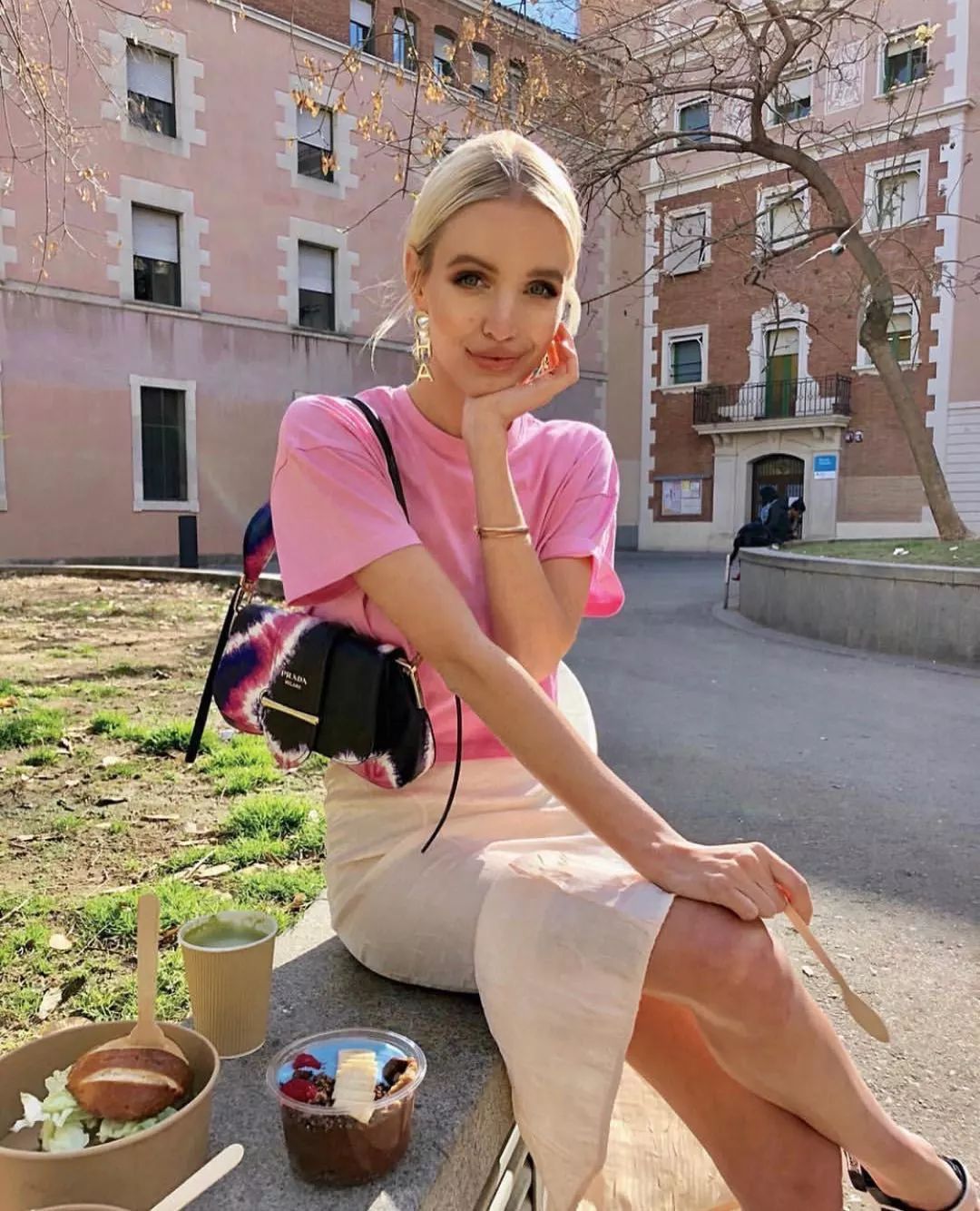 一夜之间,这款包攻占了代购圈