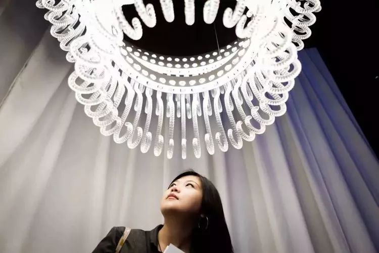 米兰设计周灯具展,米兰设计周泡泡灯