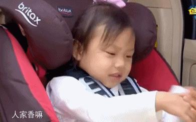 厦门5岁男孩把两颗玻璃珠塞进*体下**，还和姐姐一起瞒着父母！结果