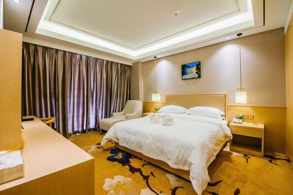 陕西与世隔绝的温泉民宿,西安附近最美的山间民宿