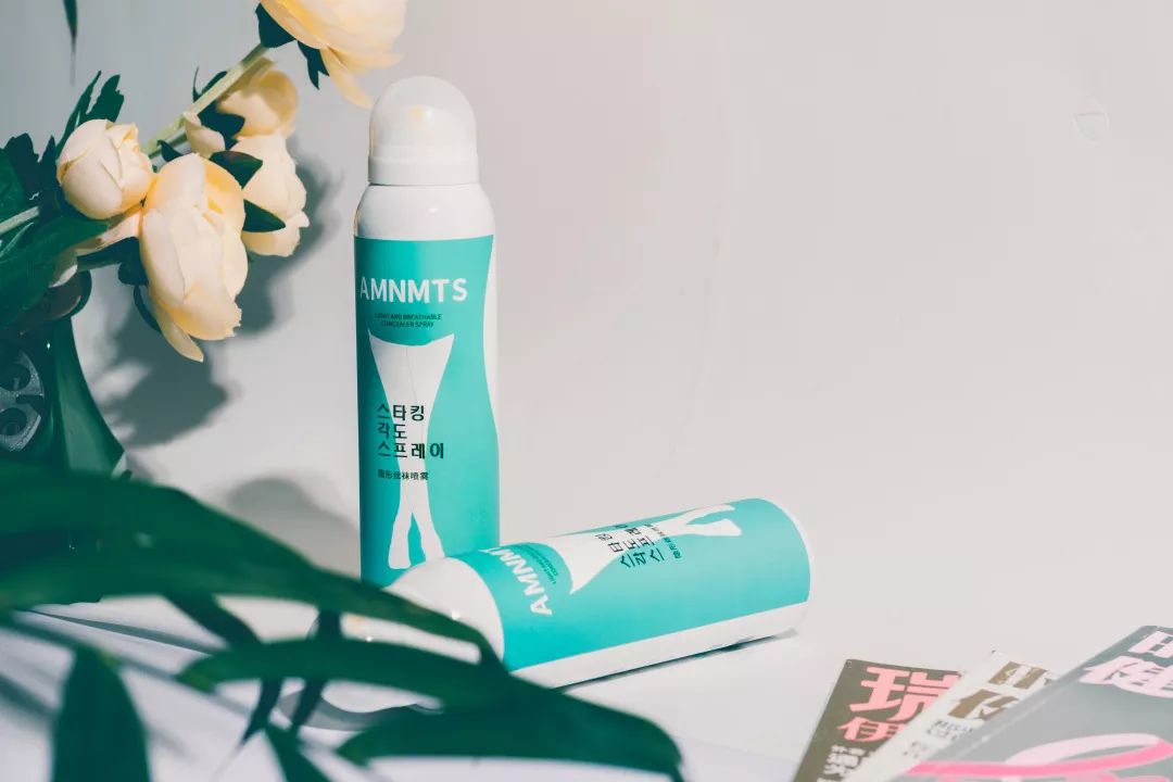 裸感美腿|1瓶=20双*袜丝**!3秒喷出“裸感”大美腿!隐形毛孔、鸡皮肤!短裙绝配