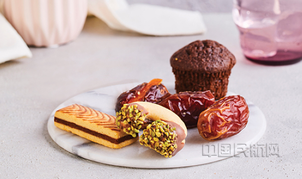 阿提哈德航空免费升舱,阿提哈德航空a380经济舱要多少钱