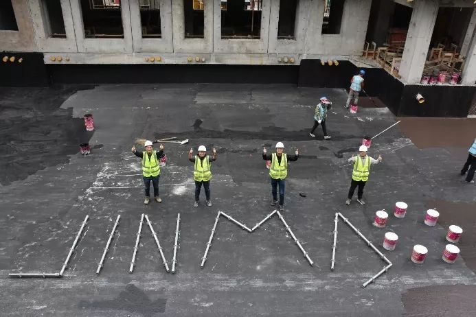 钢铁侠有战甲，灭霸有手套，中化人的劳动神器是？