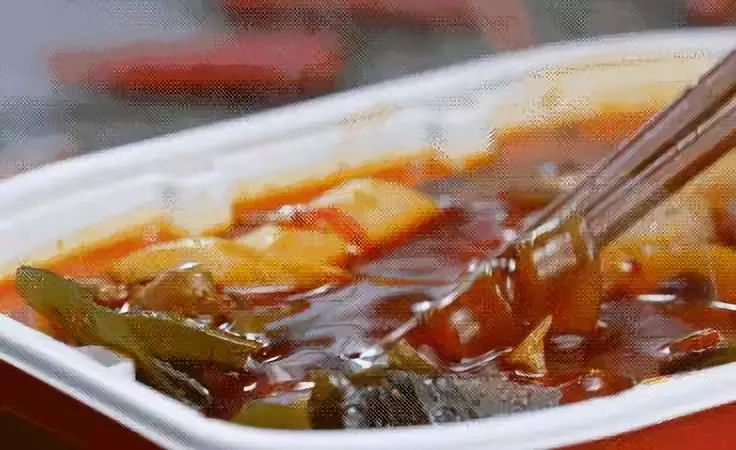 国庆出行哪种物品不能带上飞机,旅行坐飞机不可以带哪些东西