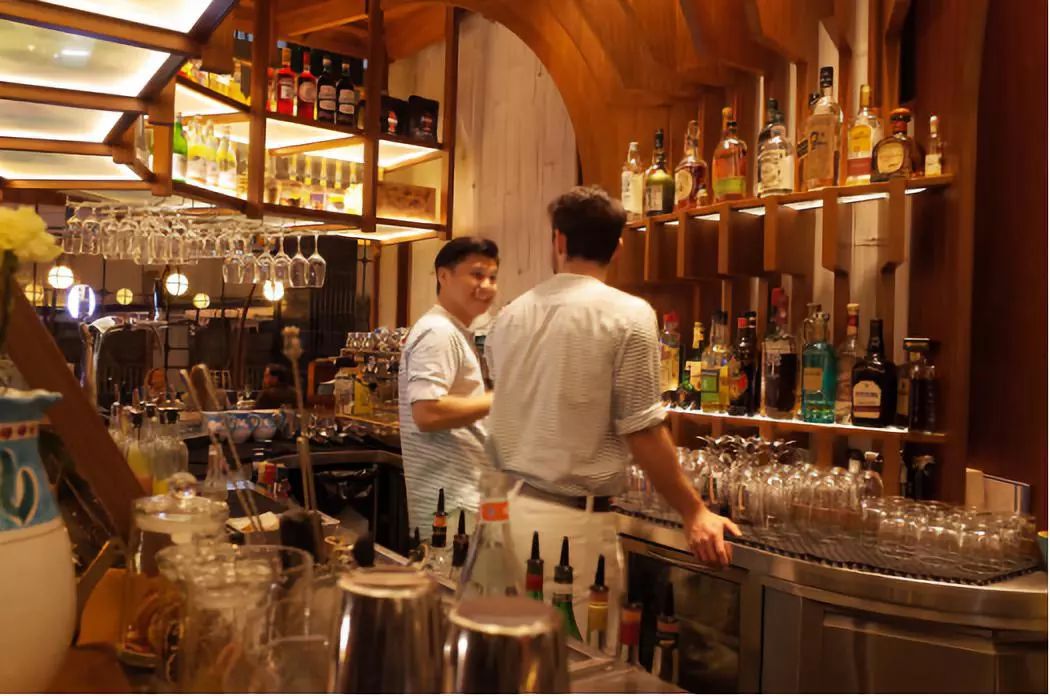 香港48h|饕客胃里，有两个香港