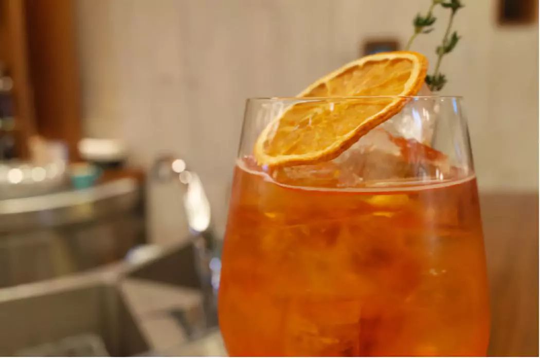 香港48h|饕客胃里，有两个香港