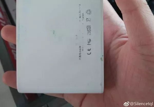 出行旅游坐飞机不可以带什么,五一出行需要戴墨镜吗