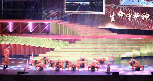 江苏五一劳动表彰大会,江苏劳模先进工作者