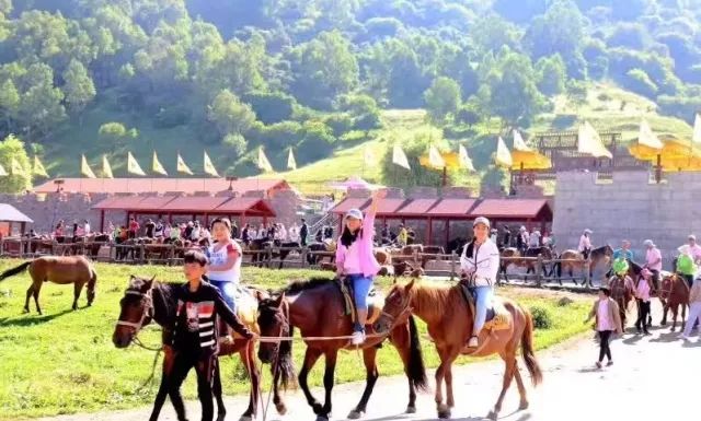 银川到关山草原自驾游攻略,关山草原自驾一日游攻略