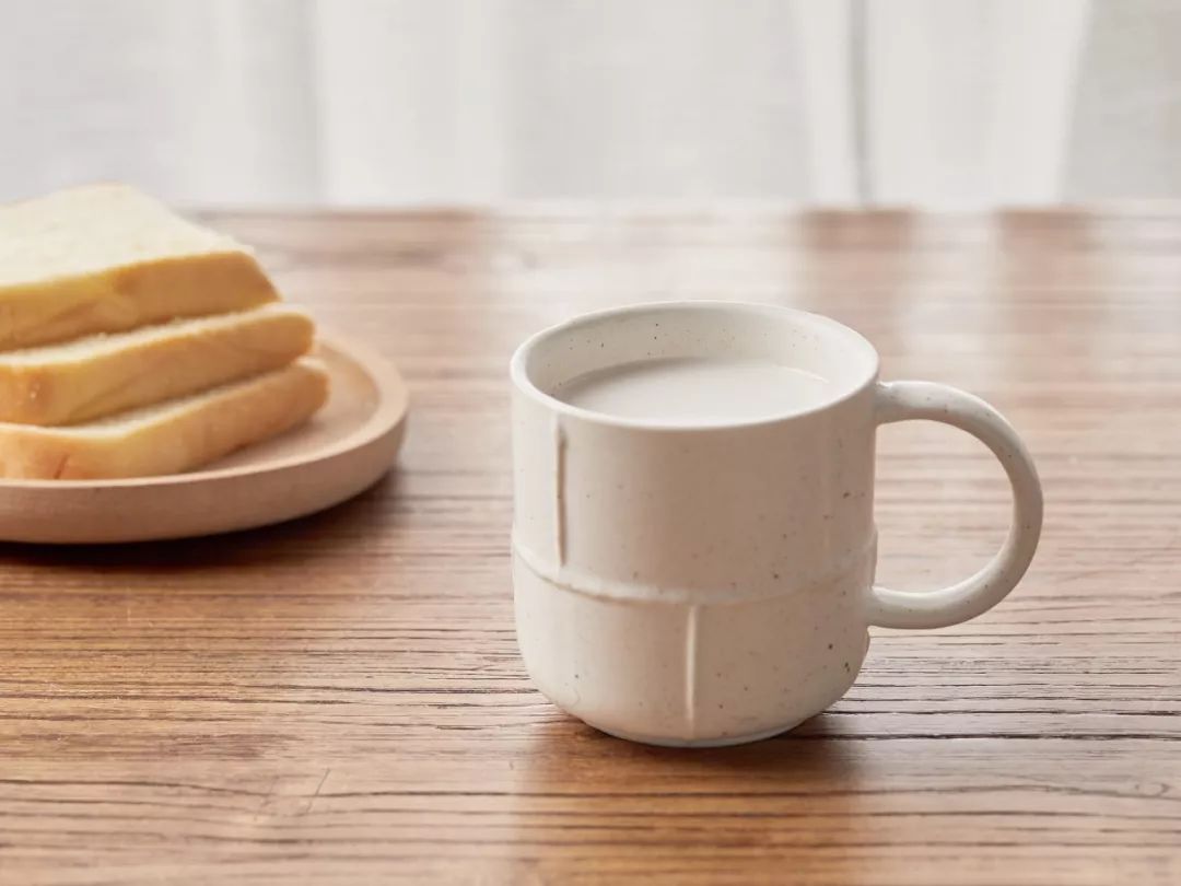 正宗海南椰子汁喝了又白又大,海南椰子的汁怎么做