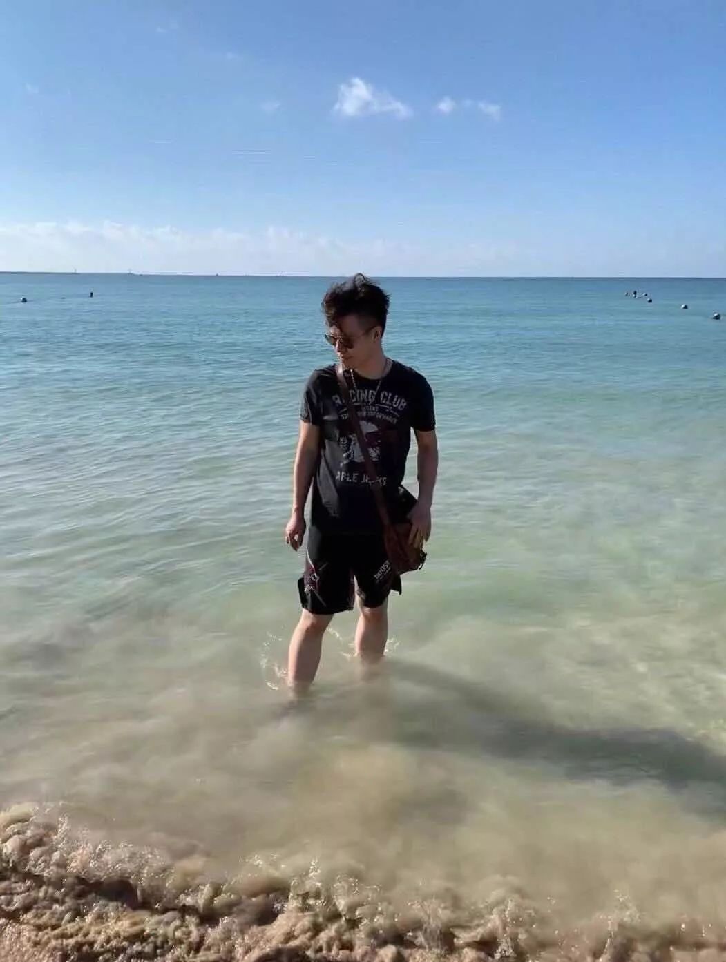 太震撼了!85后帅哥笔下的鬼神世界,迷倒了上万人......