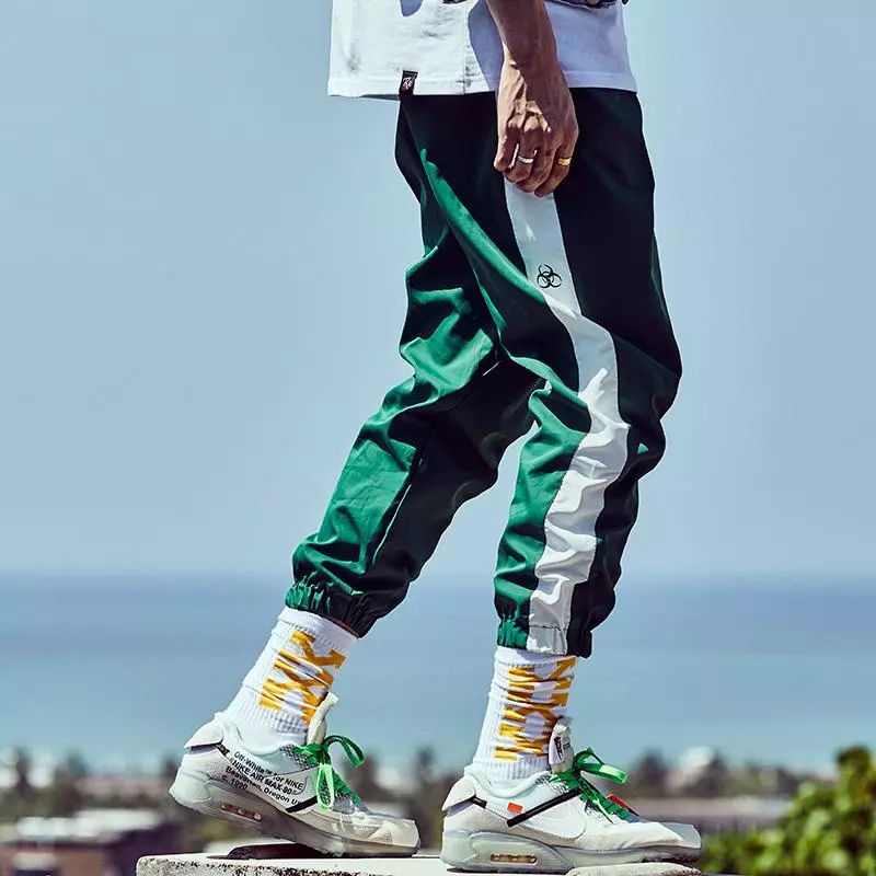 aj白黑红和黑红脚趾哪个好,aj11low黑红脚趾低帮真假鉴定方法