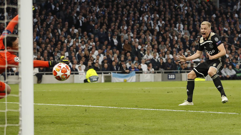 欧冠决赛阿贾克斯vs曼联,欧冠阿贾克斯vs多特蒙德