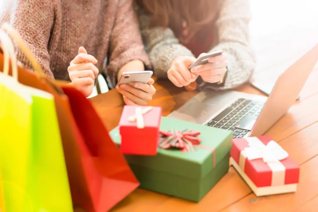 海宁一男子说，自从那天后，我把朋友圈的微商都屏蔽了...