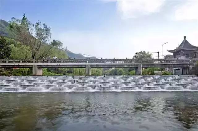 已爆满!刚刚湖州这个景区发出紧急通知,请前往周边游玩