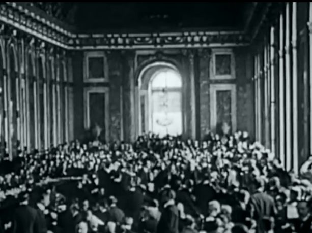 【五四特辑】人民大会堂首播!记忆里100年前是什么样?