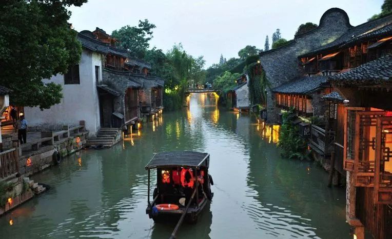 乌镇是人造景观吗,乌镇是真的古镇吗