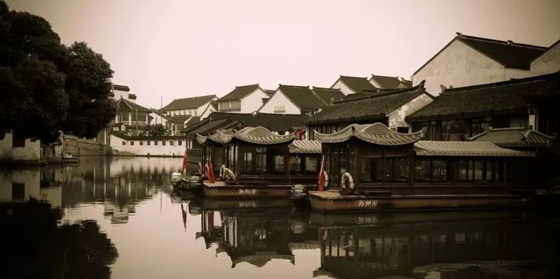 乌镇是人造景观吗,乌镇是真的古镇吗