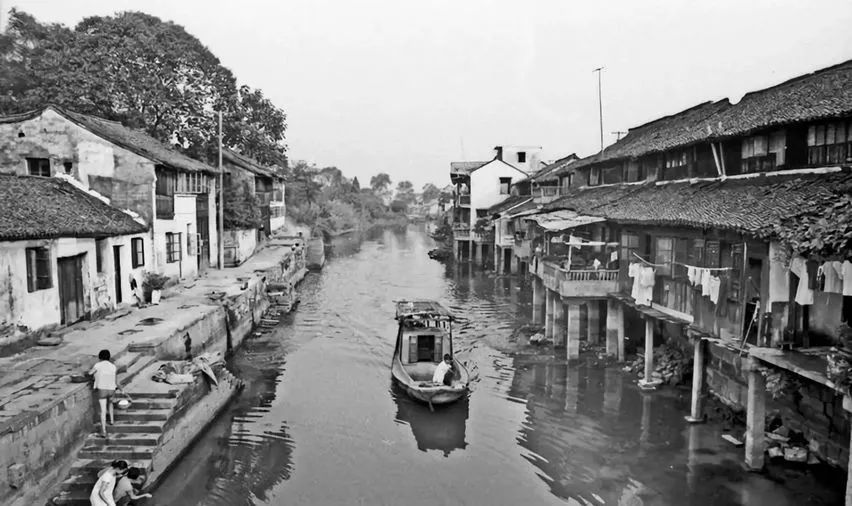 乌镇是人造景观吗,乌镇是真的古镇吗