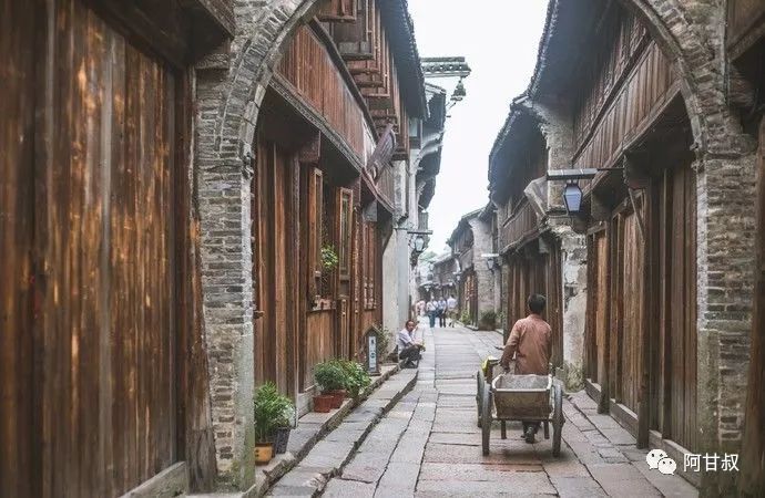 乌镇是人造景观吗,乌镇是真的古镇吗