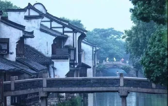 乌镇是人造景观吗,乌镇是真的古镇吗