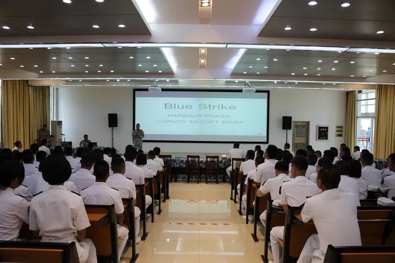 中泰友谊干杯完整视频,友谊地久天长图片唯美