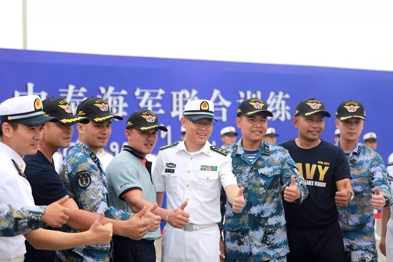 中泰友谊干杯完整视频,友谊地久天长图片唯美