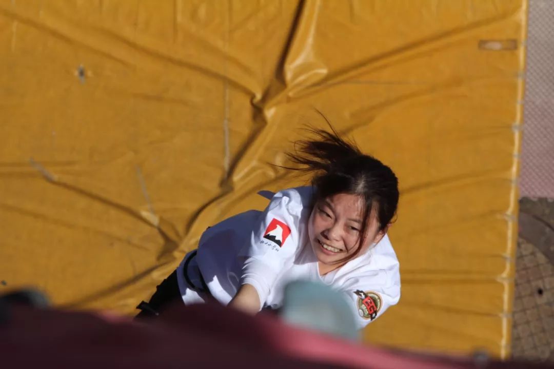 他们的青春，有你年轻时玩户外的影子