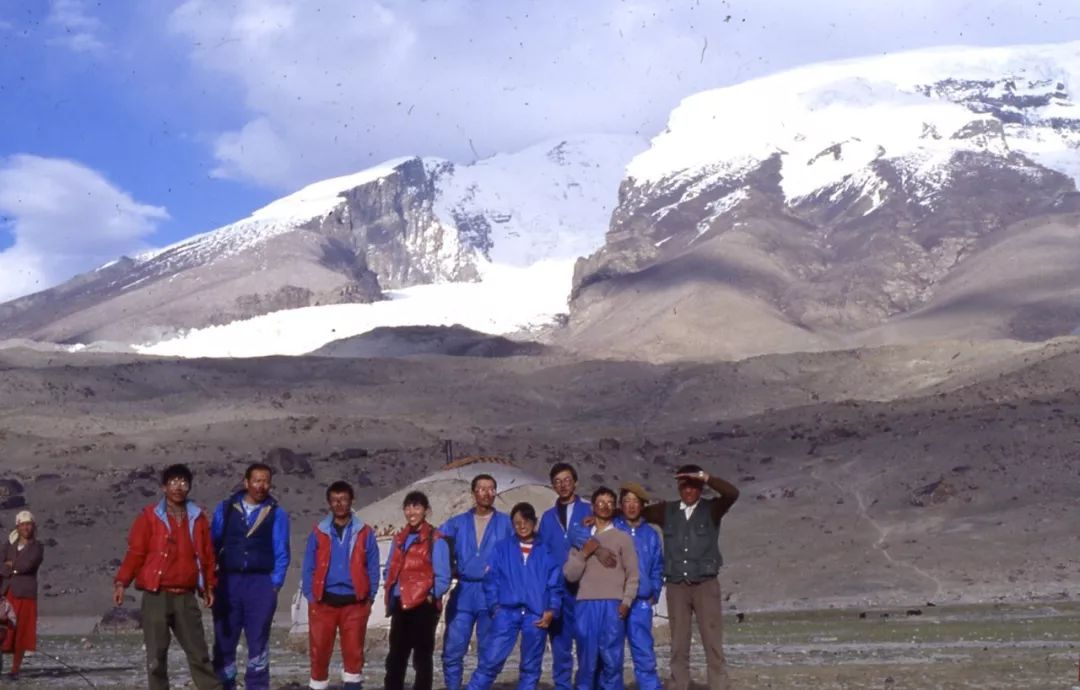 他们的青春，有你年轻时玩户外的影子