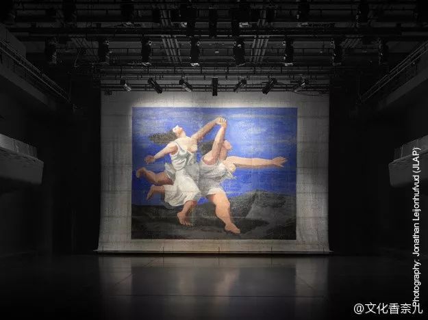 乘坐“香奈儿列车”度假,你遇见了谁?