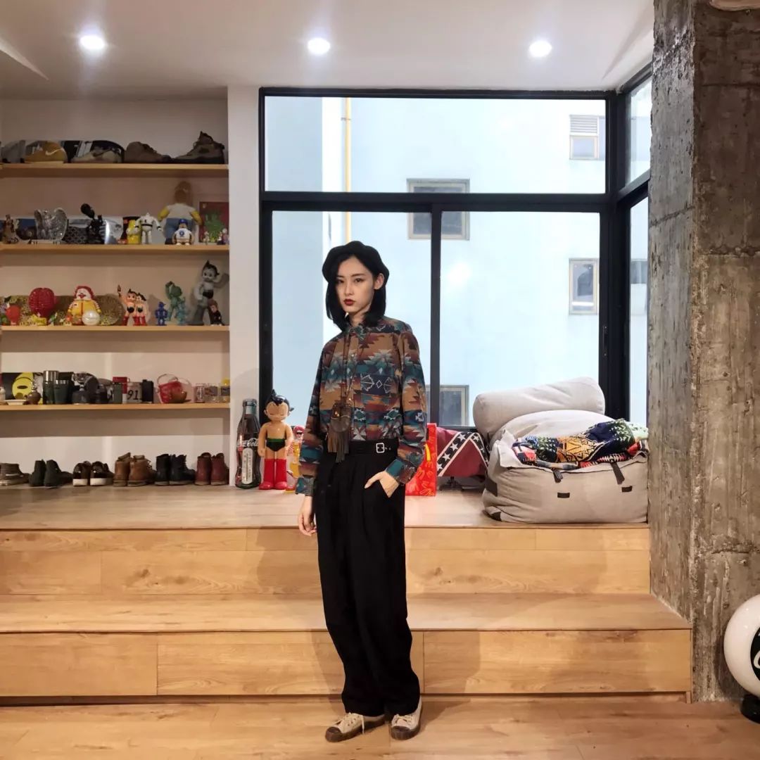 千万别小看这双帆布鞋！任何季节都能为你的潮搭加分！