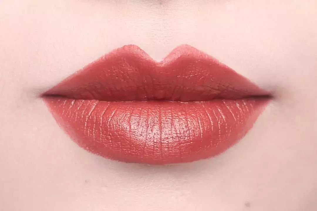 百万网红女生必入的口红,100多口红推荐年轻女孩