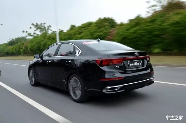 实测百公里6.4个油配置媲美自主品牌试驾全新起亚K3