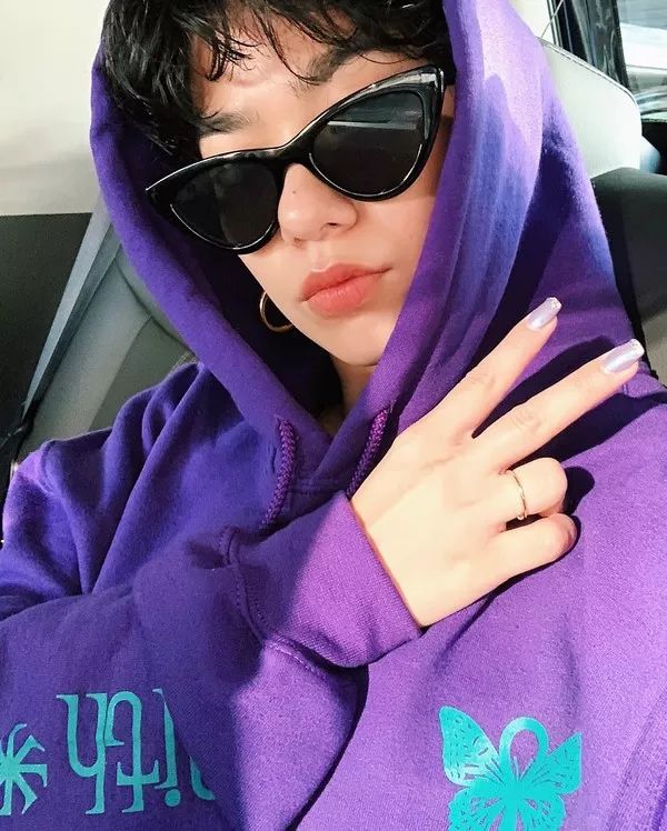 彩虹屁|会打碟的小姐姐最帅啦！日本潮女DJ的穿搭经请收下