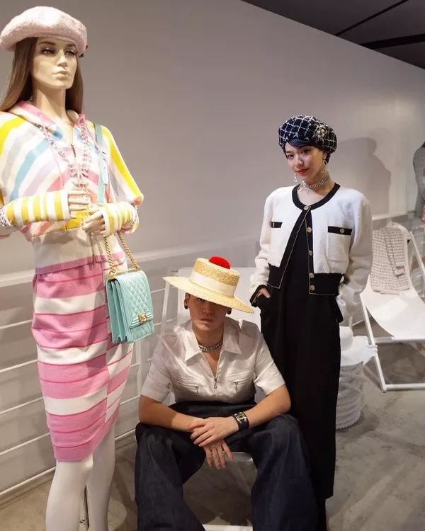 彩虹屁|会打碟的小姐姐最帅啦！日本潮女DJ的穿搭经请收下