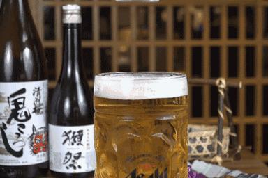 为什么酒混着汽水喝特别容易醉,为什么酒喝多了会不停喝